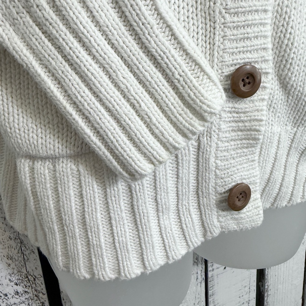 Eddie Bauer Cardigan Sweater Women M Cream White Shaker Knit Button Up Classic - Picture 5 of 11